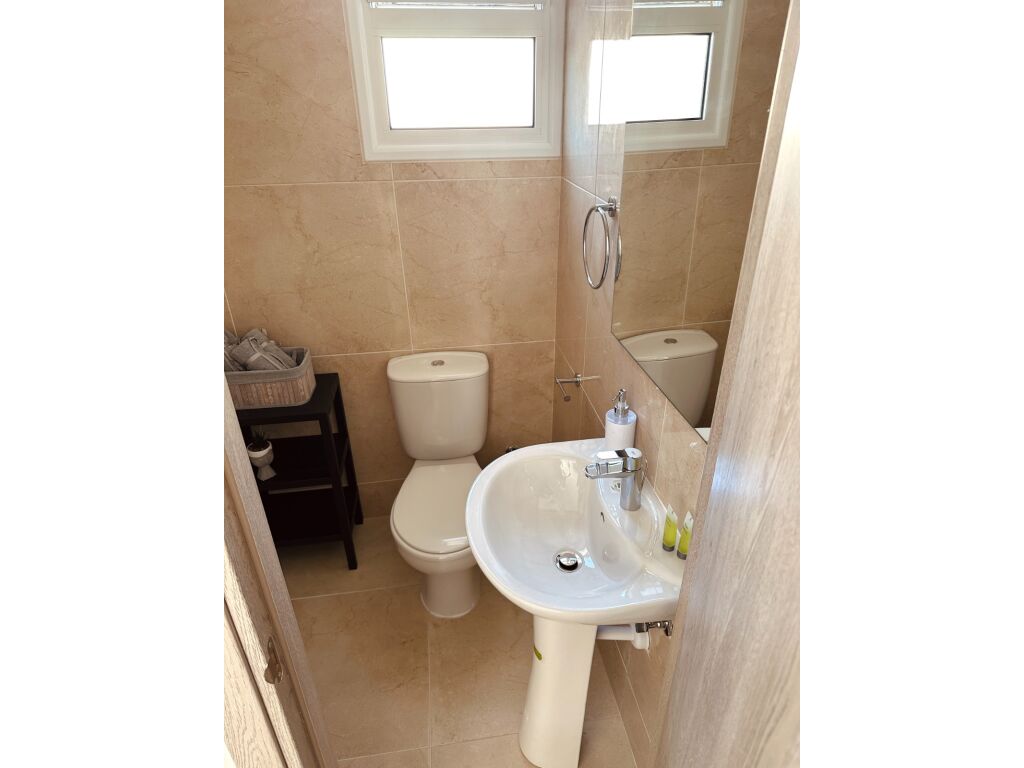 property-main-img