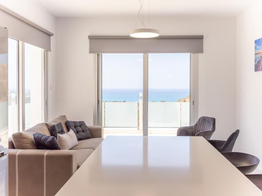 property-main-img