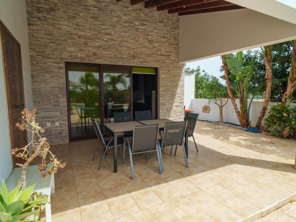 property-main-img