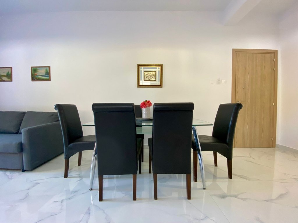property-main-img