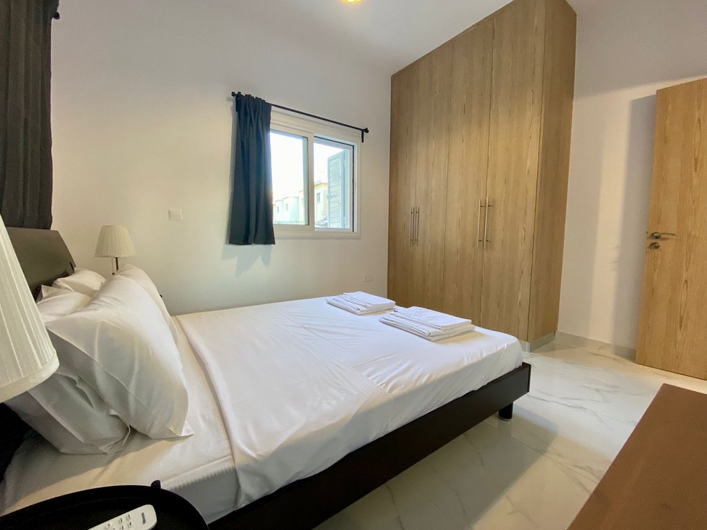 property-main-img