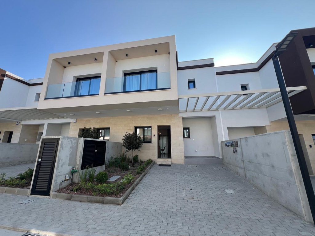 property-main-img