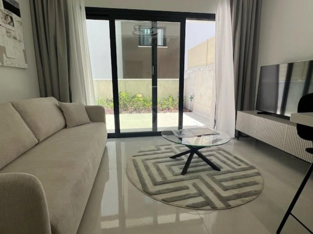property-main-img
