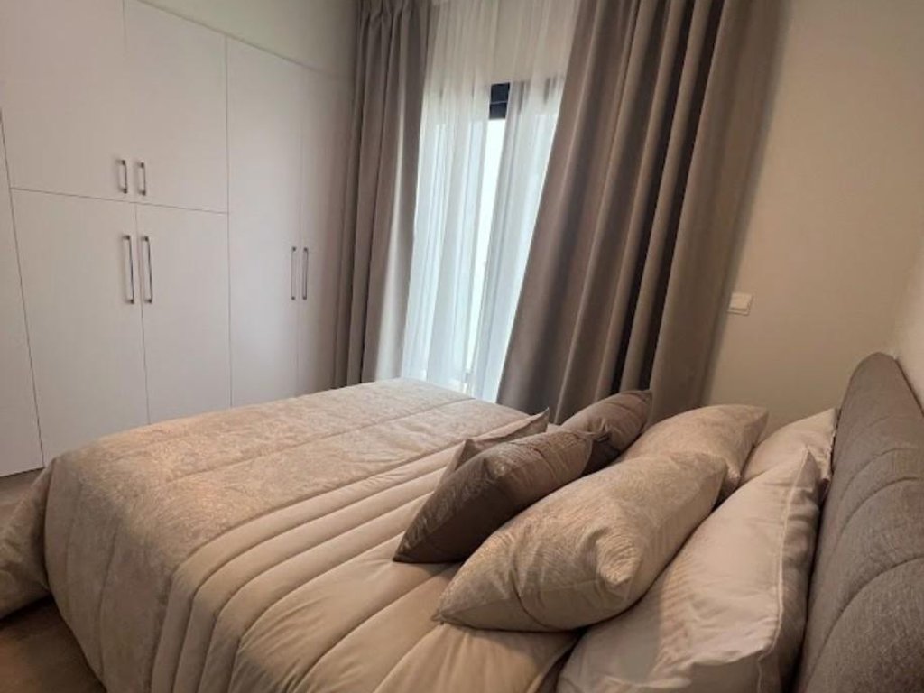 property-main-img