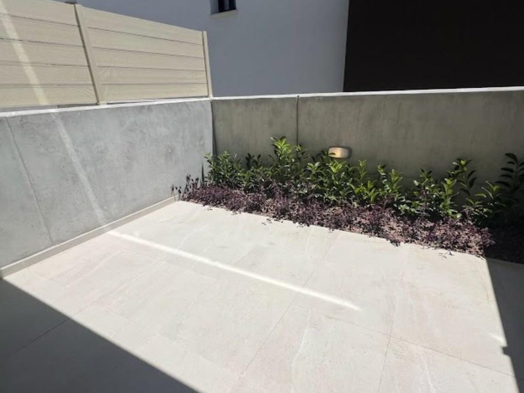 property-main-img