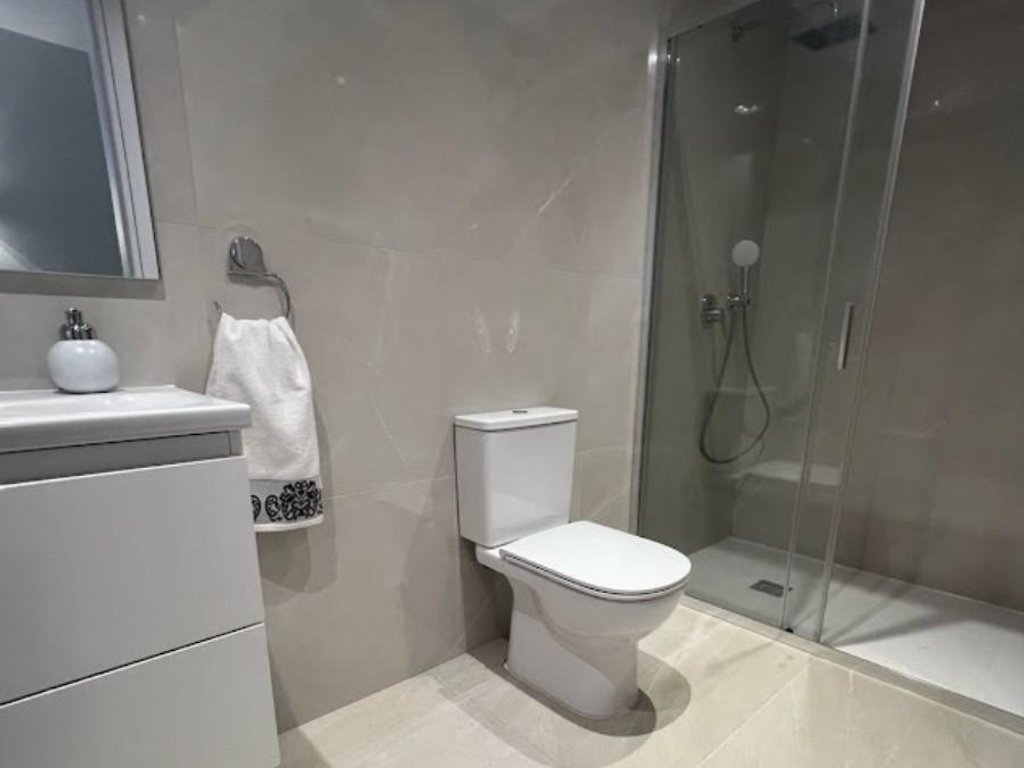 property-main-img