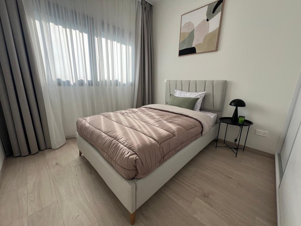 property-main-img
