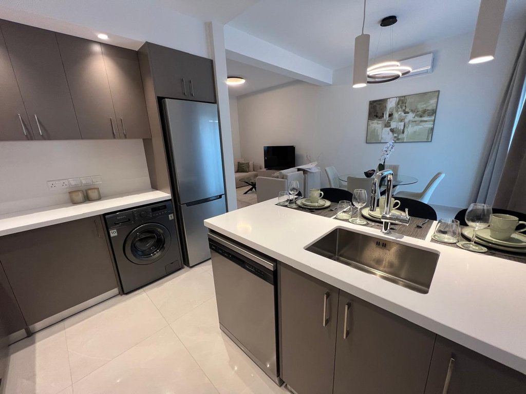 property-main-img