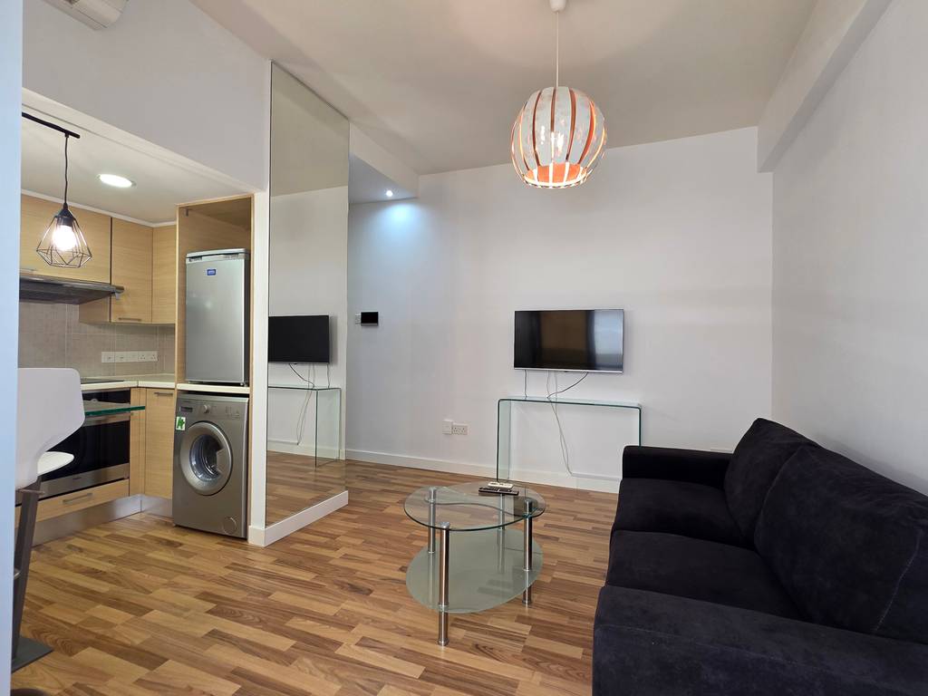 property-main-img