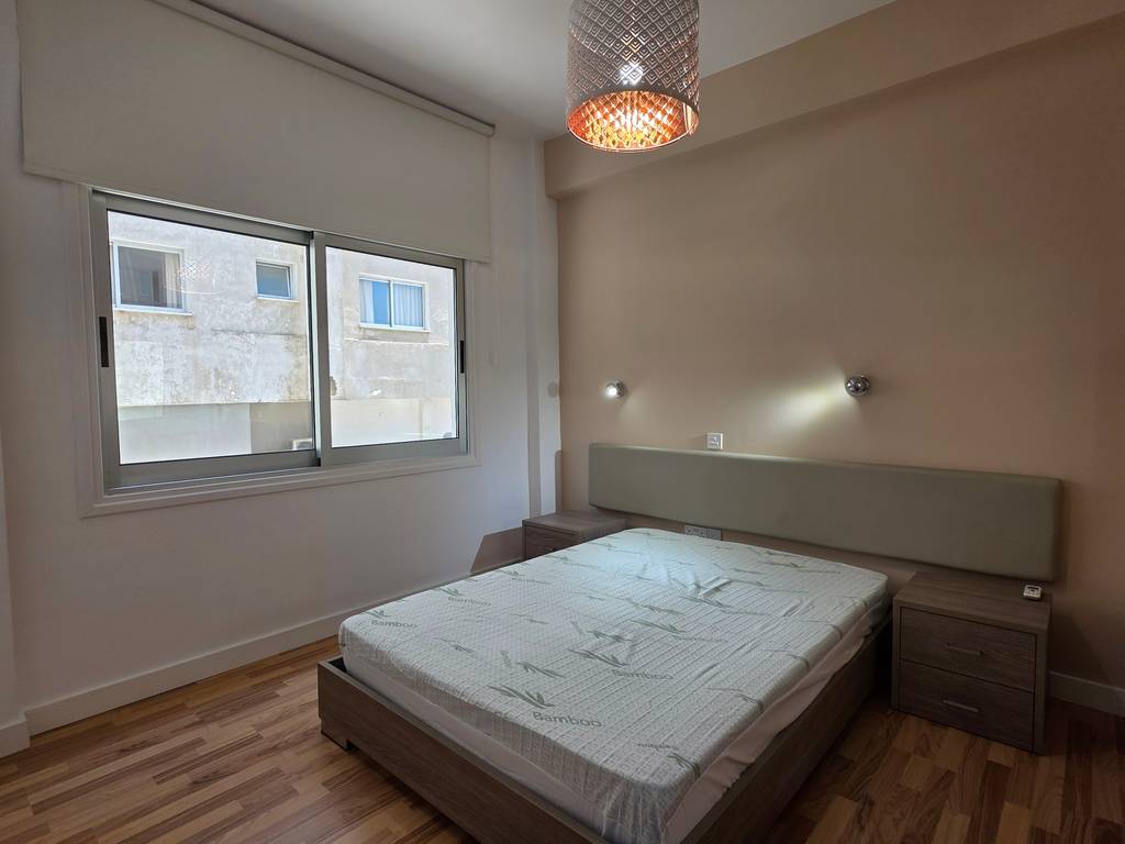 property-main-img