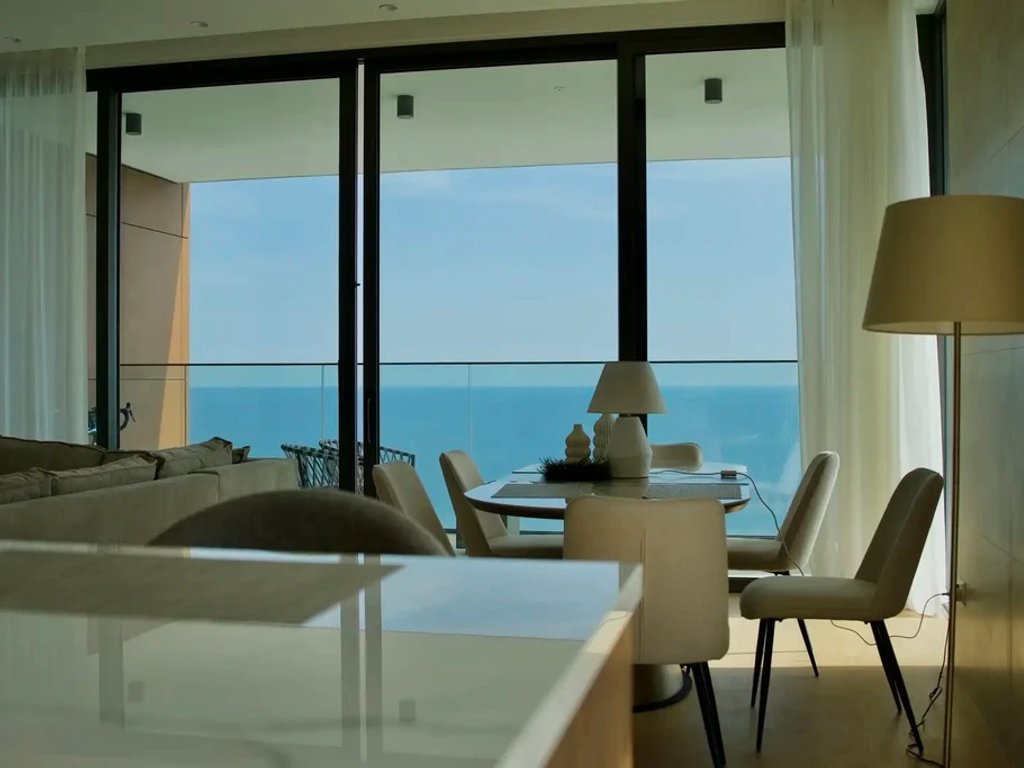 property-main-img
