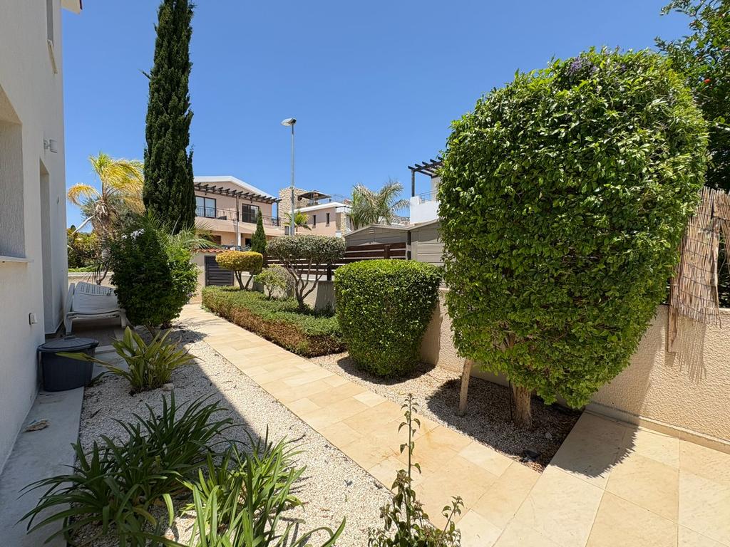 property-main-img