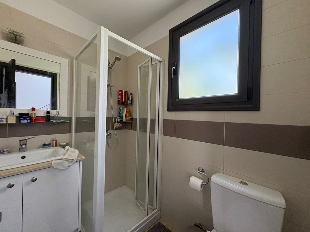 property-main-img