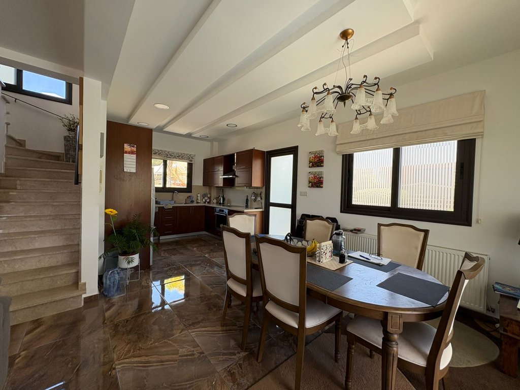 property-main-img