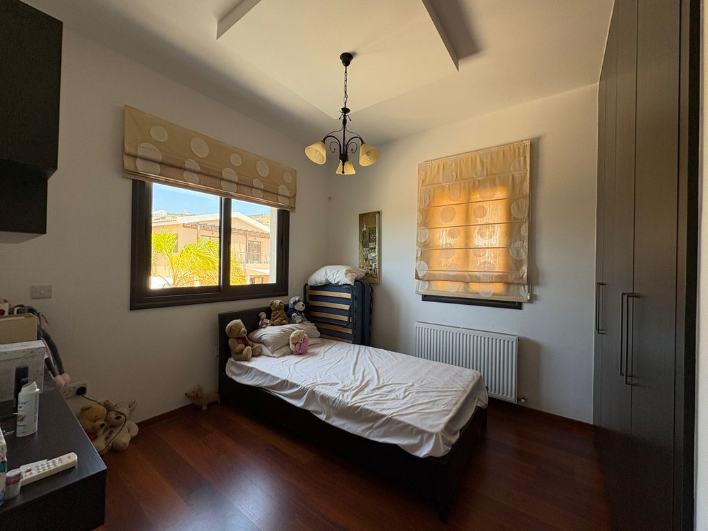 property-main-img