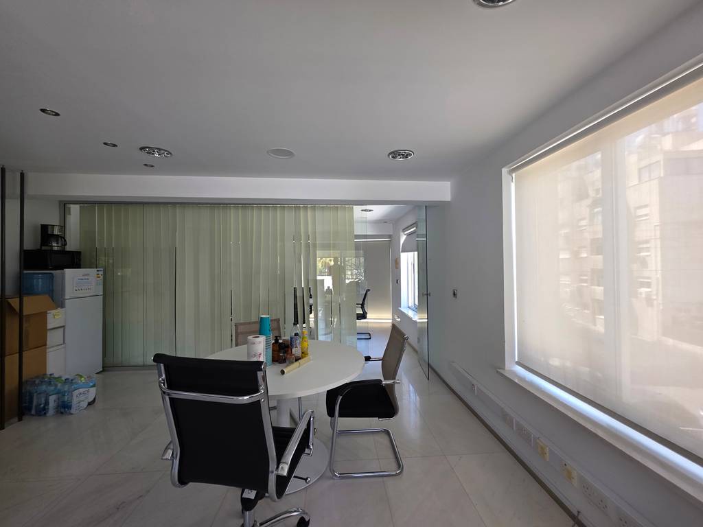 property-main-img