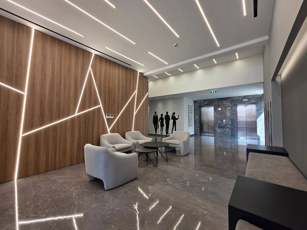 property-main-img