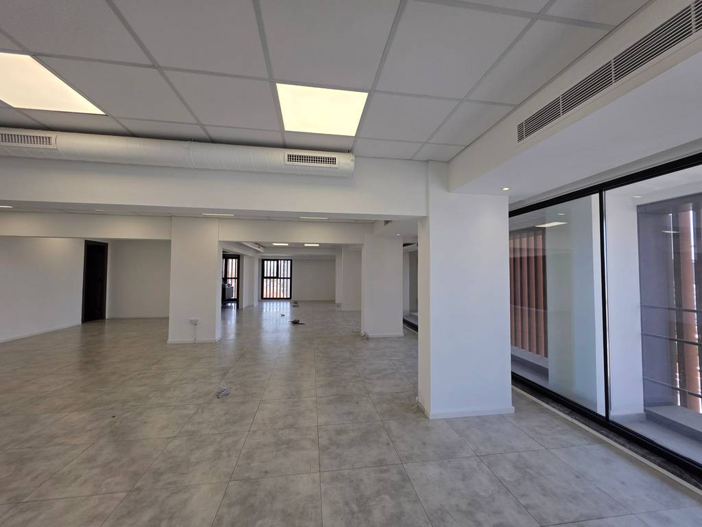 property-main-img