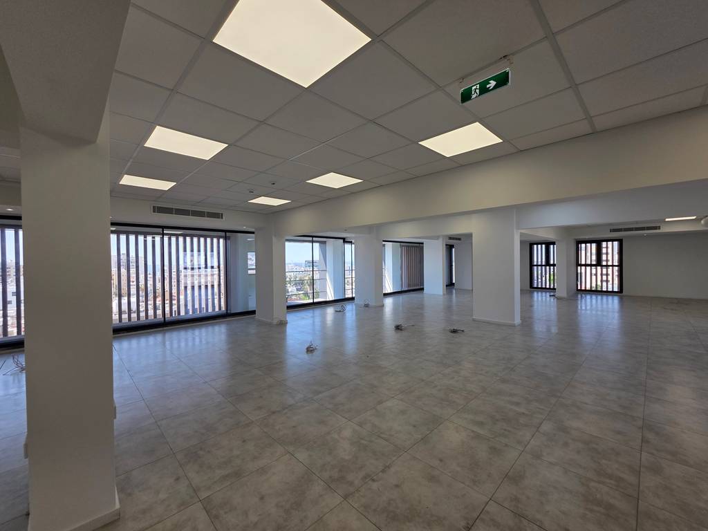 property-main-img