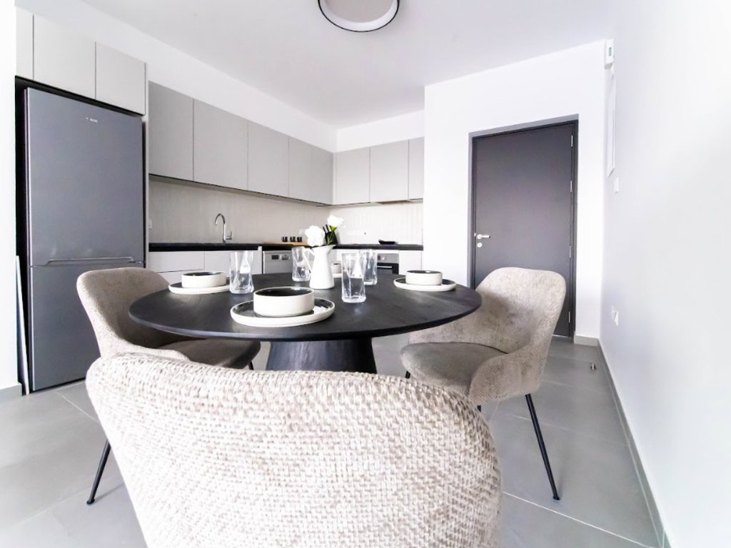 property-main-img