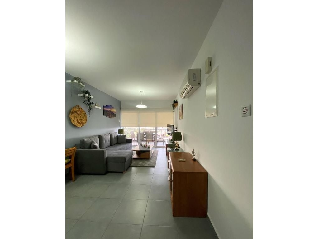 property-main-img