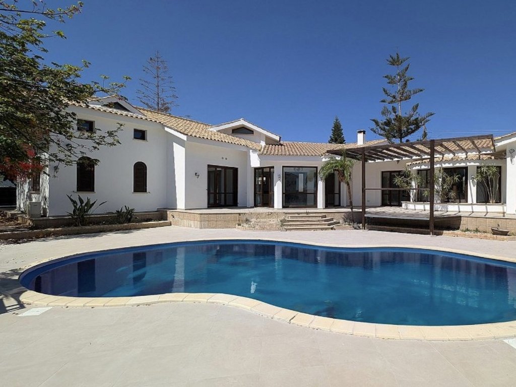 property-main-img