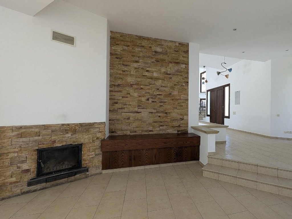 property-main-img