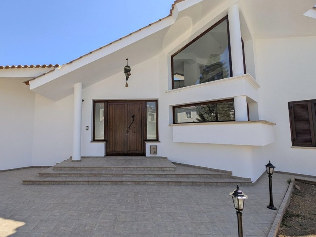 property-main-img