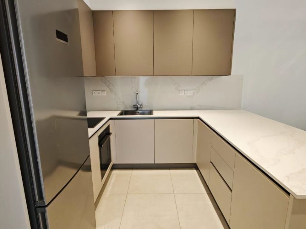 property-main-img