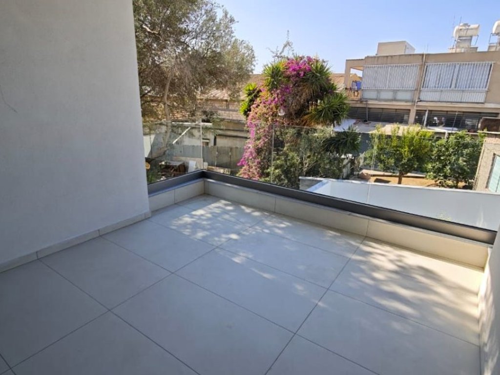 property-main-img