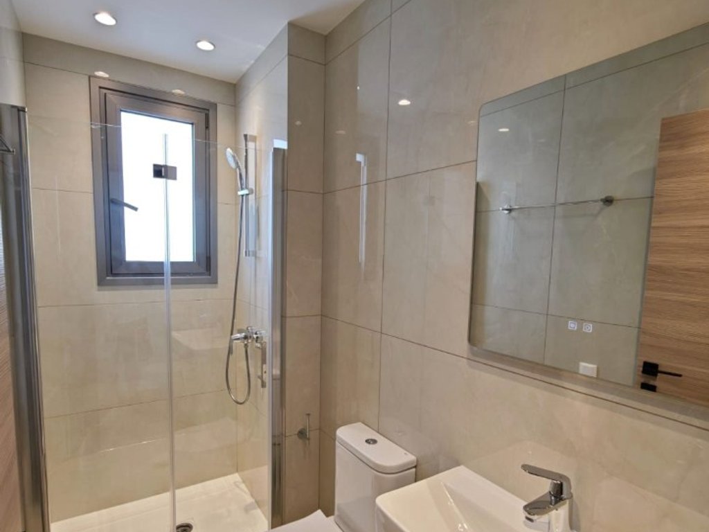 property-main-img