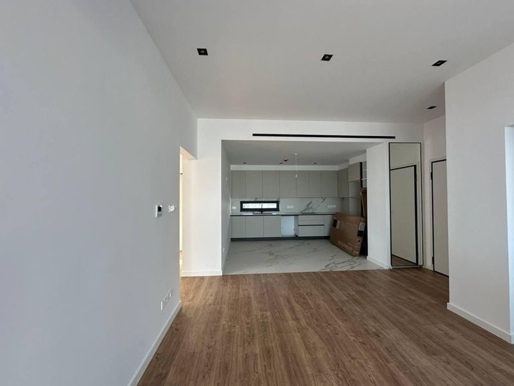 property-main-img