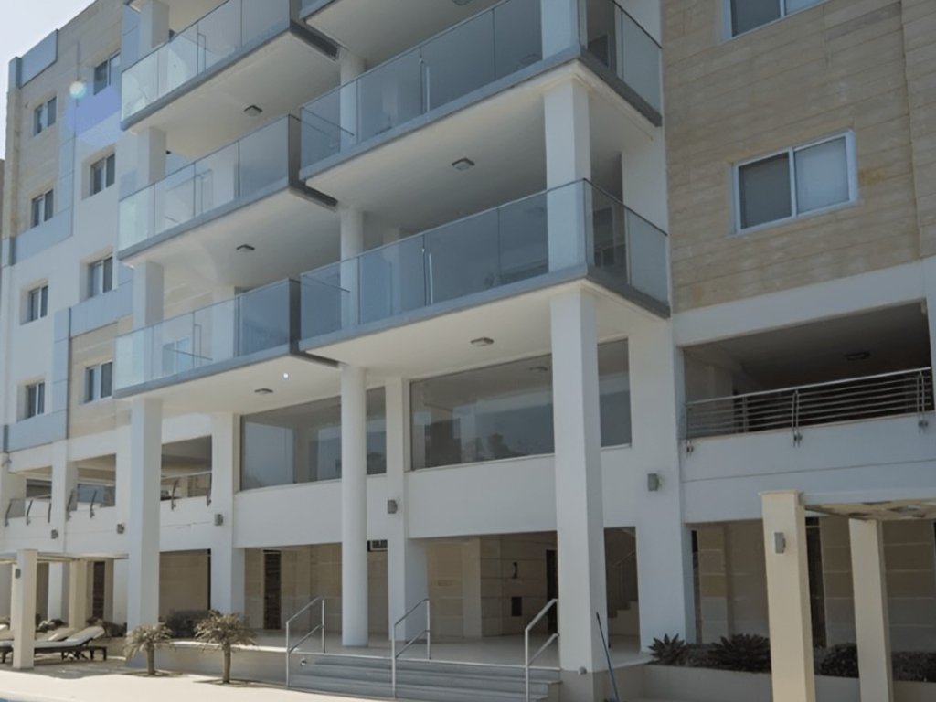 property-main-img