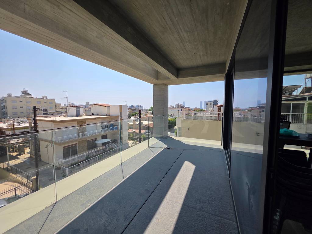 property-main-img