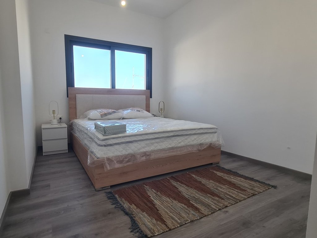 property-main-img
