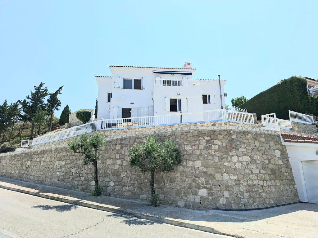 property-main-img