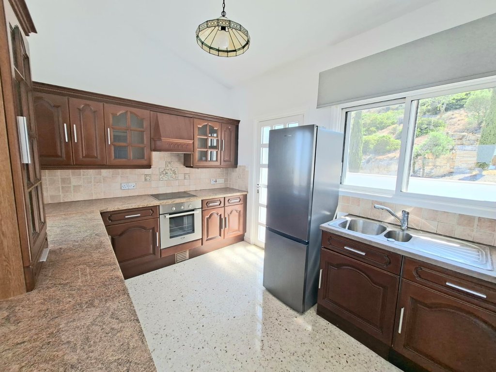 property-main-img