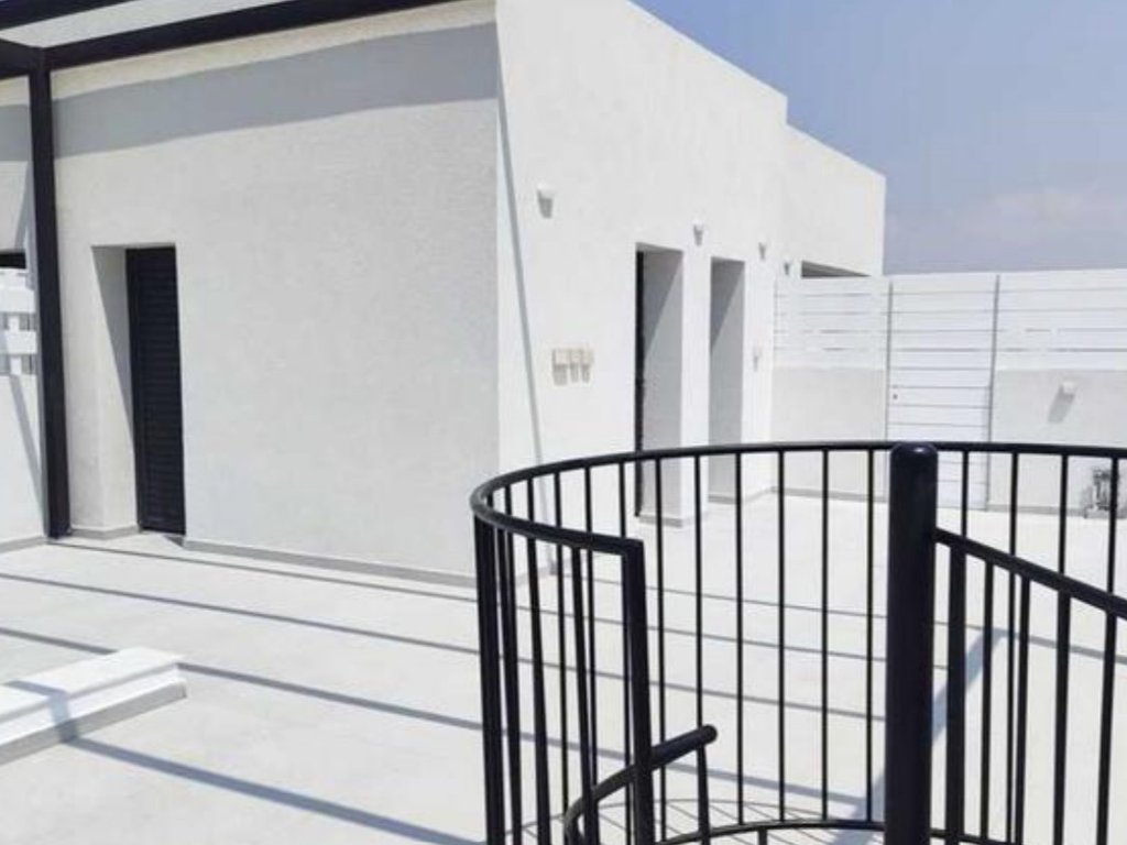 property-main-img