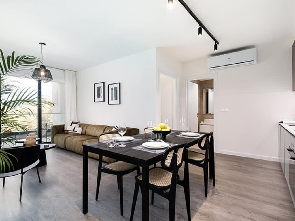property-main-img