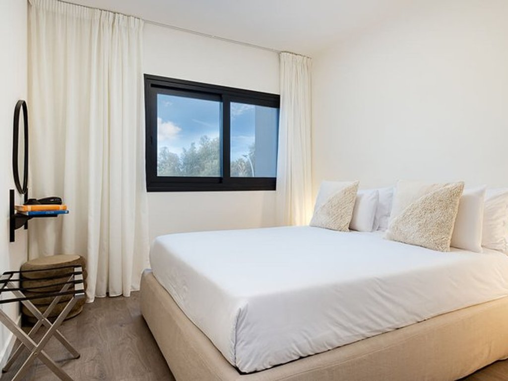 property-main-img