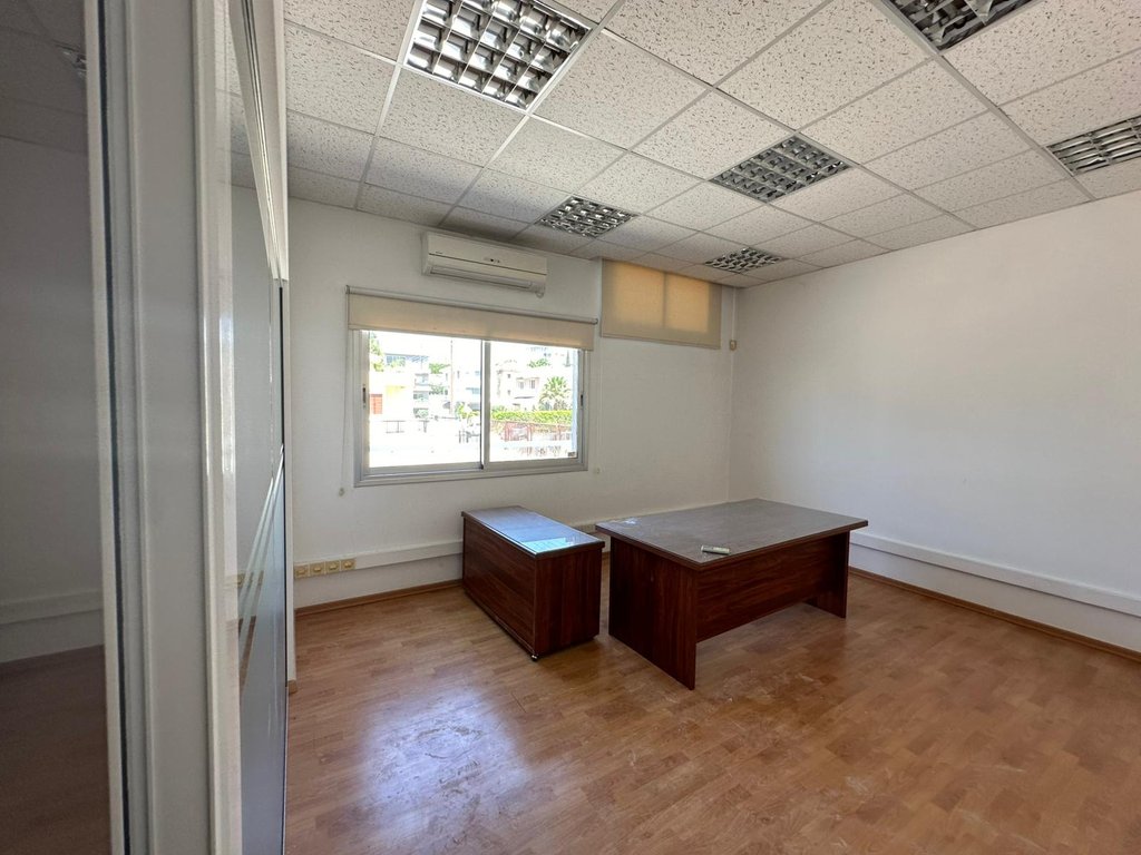 property-main-img
