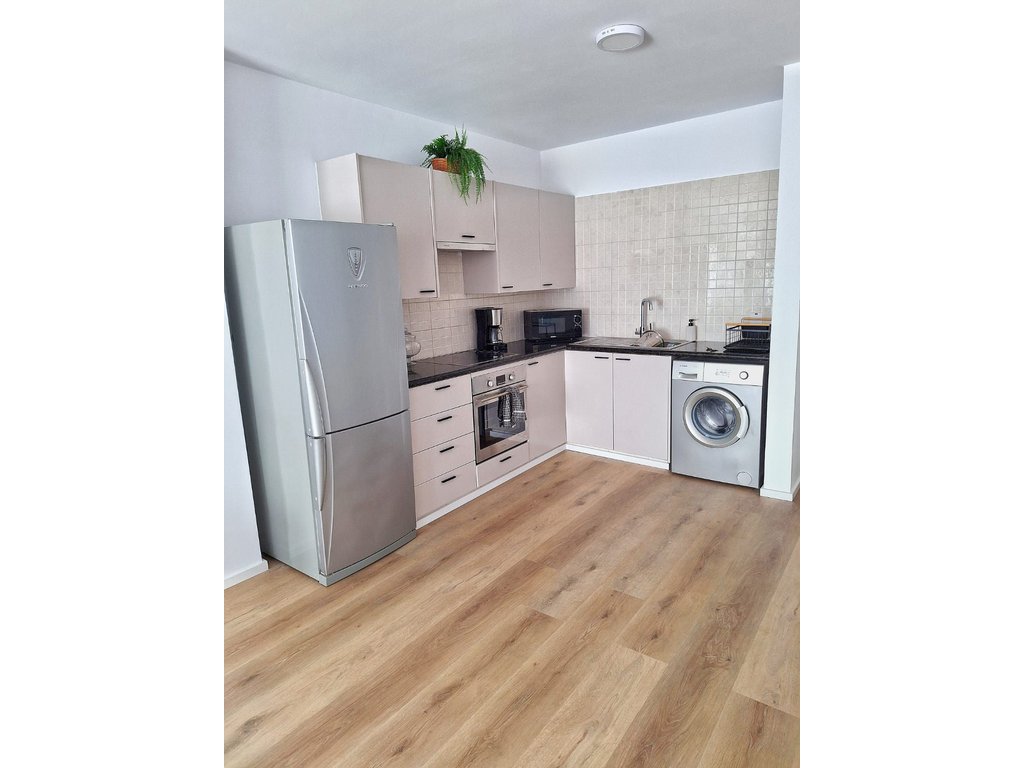 property-main-img