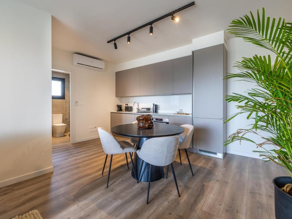 property-main-img