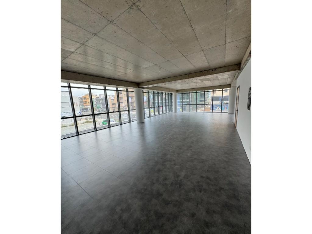 property-main-img