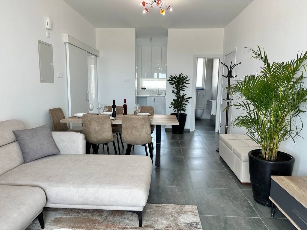 property-main-img