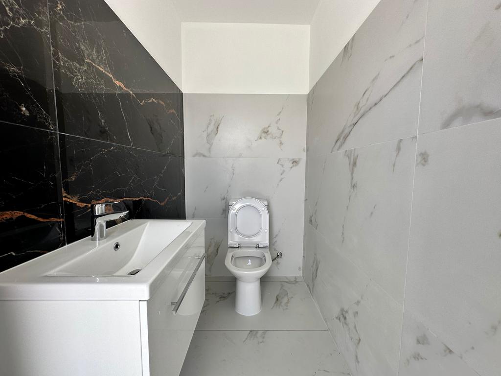 property-main-img