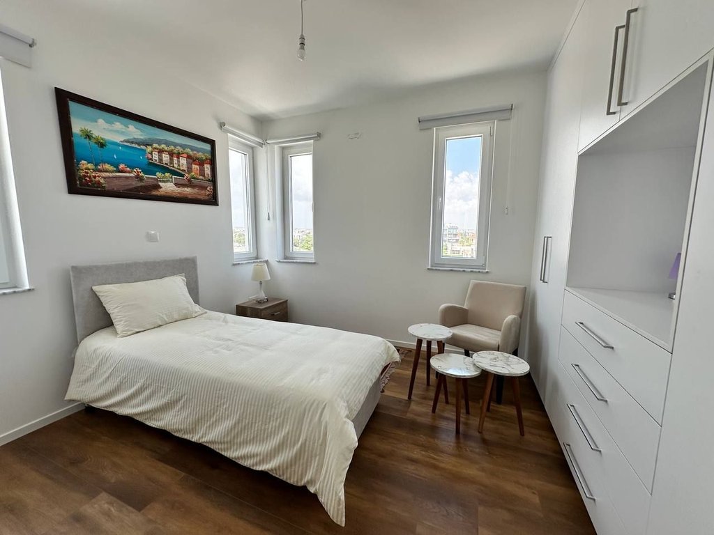 property-main-img
