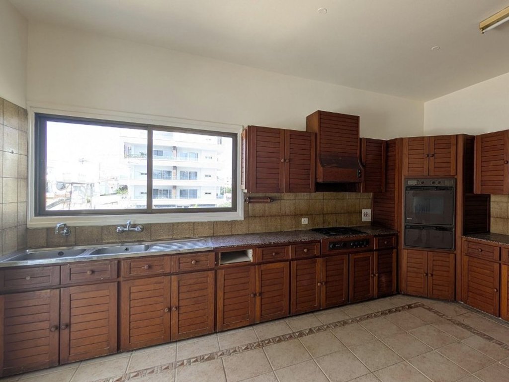 property-main-img