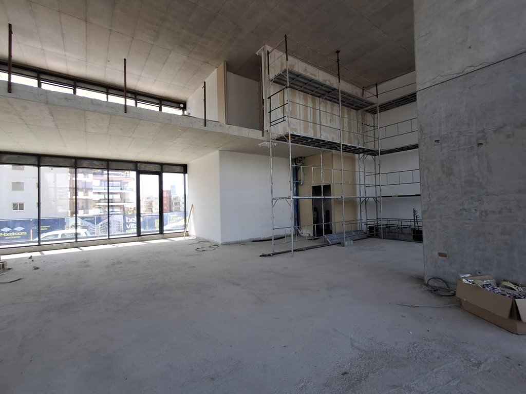 property-main-img