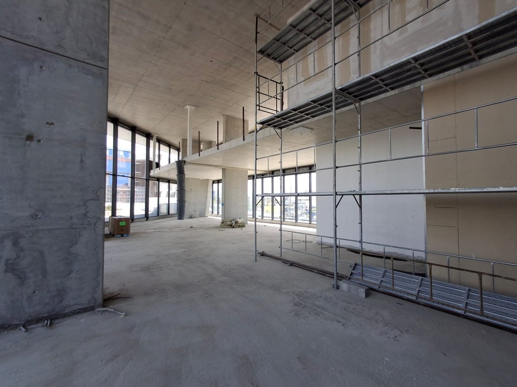 property-main-img